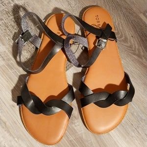 Torrid black sandals size 13 ww